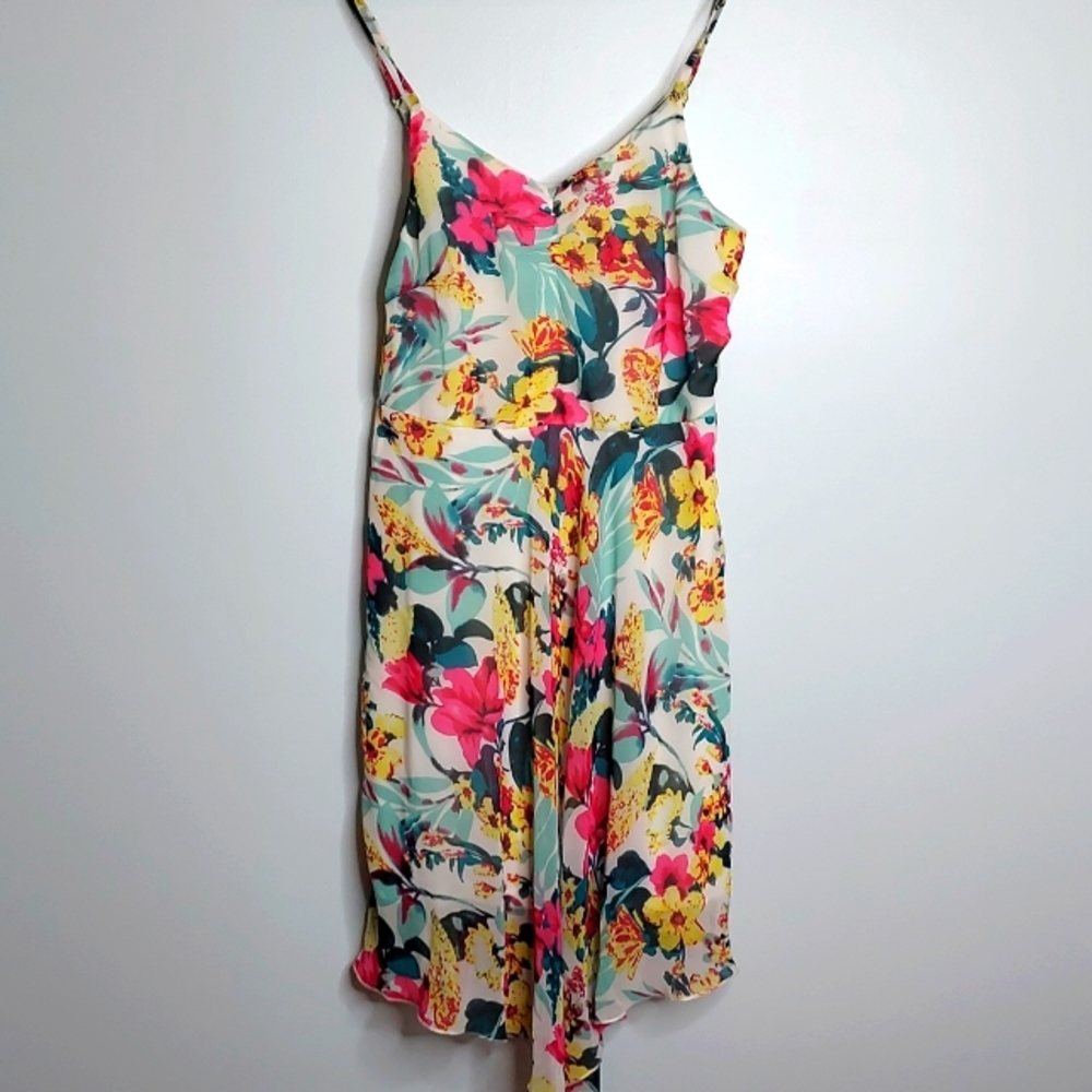 ⭐️ 4/$20 #7 VENUS DRESS SIZE 8